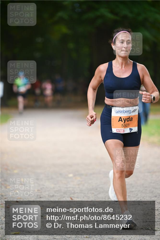 31.08.2025 - 21. Blankeneser Heldenlauf Dr. Thomas Lammeyer http://msf.ph/oto/8645232 31.08.2025 11:15:18 Laufen 5501 meine-sportfotos.de