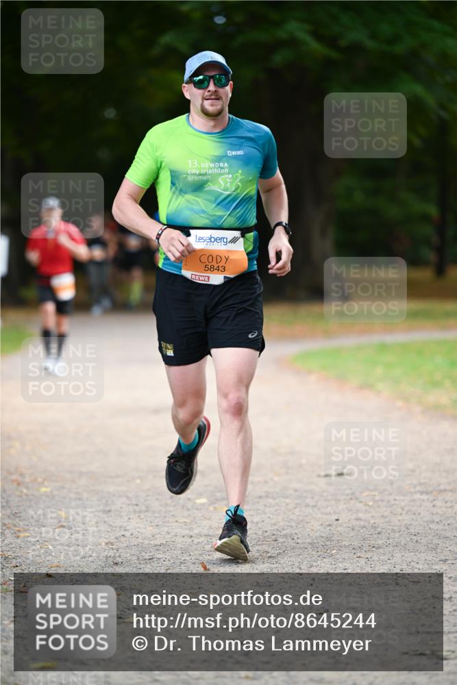 31.08.2025 - 21. Blankeneser Heldenlauf Dr. Thomas Lammeyer http://msf.ph/oto/8645244 31.08.2025 11:15:28 Laufen 13, 5843 meine-sportfotos.de
