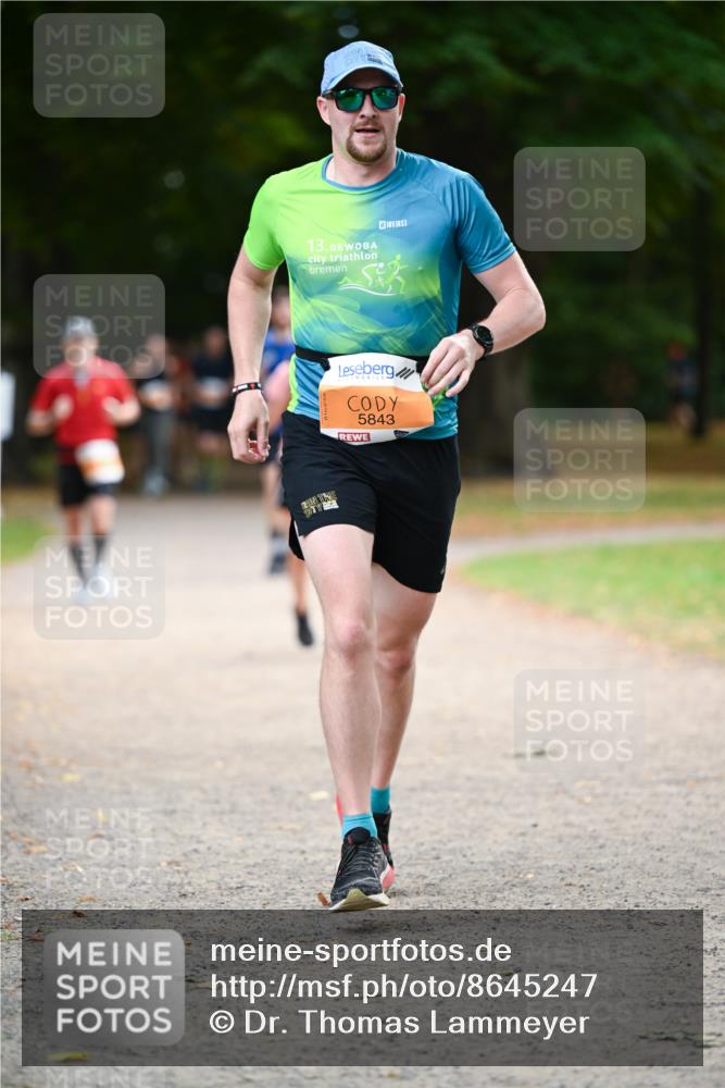 31.08.2025 - 21. Blankeneser Heldenlauf Dr. Thomas Lammeyer http://msf.ph/oto/8645247 31.08.2025 11:15:28 Laufen 13, 5843 meine-sportfotos.de