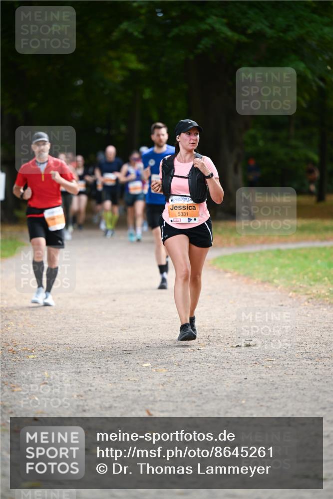 31.08.2025 - 21. Blankeneser Heldenlauf Dr. Thomas Lammeyer http://msf.ph/oto/8645261 31.08.2025 11:15:31 Laufen 5331 meine-sportfotos.de