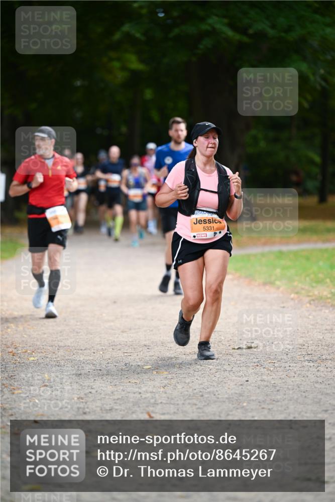 31.08.2025 - 21. Blankeneser Heldenlauf Dr. Thomas Lammeyer http://msf.ph/oto/8645267 31.08.2025 11:15:31 Laufen 5331 meine-sportfotos.de