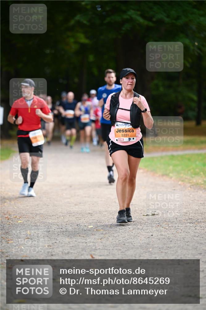 31.08.2025 - 21. Blankeneser Heldenlauf Dr. Thomas Lammeyer http://msf.ph/oto/8645269 31.08.2025 11:15:31 Laufen 5331 meine-sportfotos.de