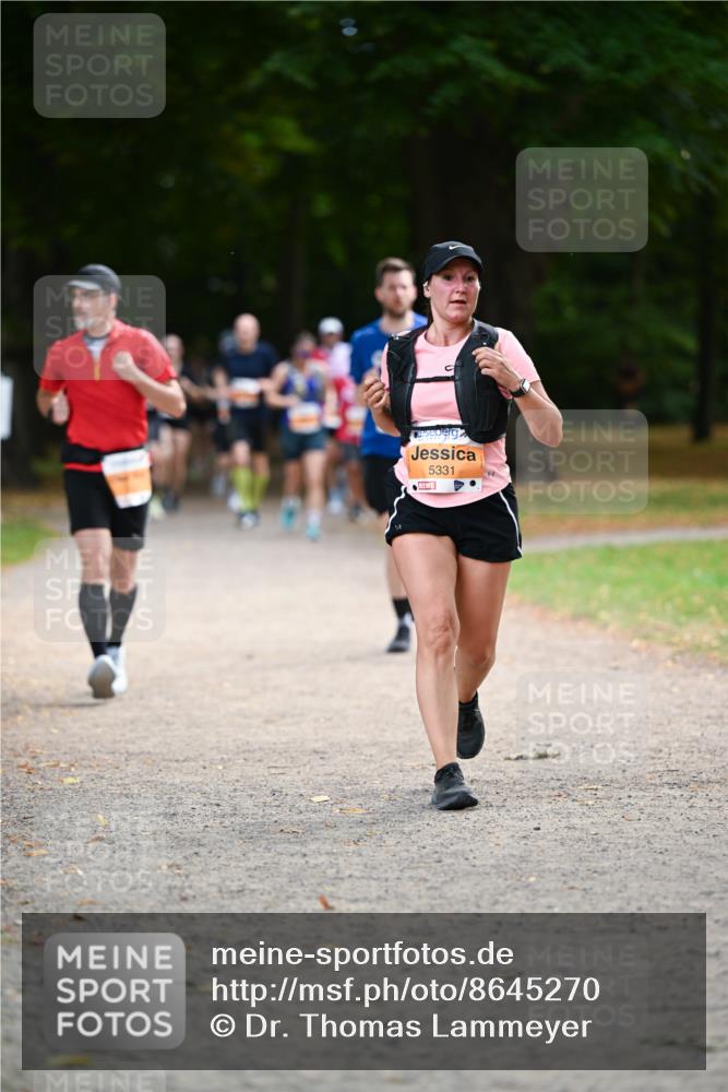 31.08.2025 - 21. Blankeneser Heldenlauf Dr. Thomas Lammeyer http://msf.ph/oto/8645270 31.08.2025 11:15:31 Laufen 5331 meine-sportfotos.de