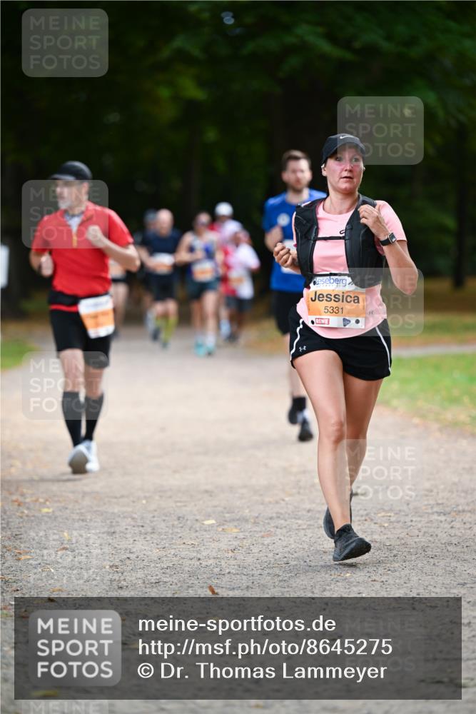 31.08.2025 - 21. Blankeneser Heldenlauf Dr. Thomas Lammeyer http://msf.ph/oto/8645275 31.08.2025 11:15:32 Laufen 5331 meine-sportfotos.de