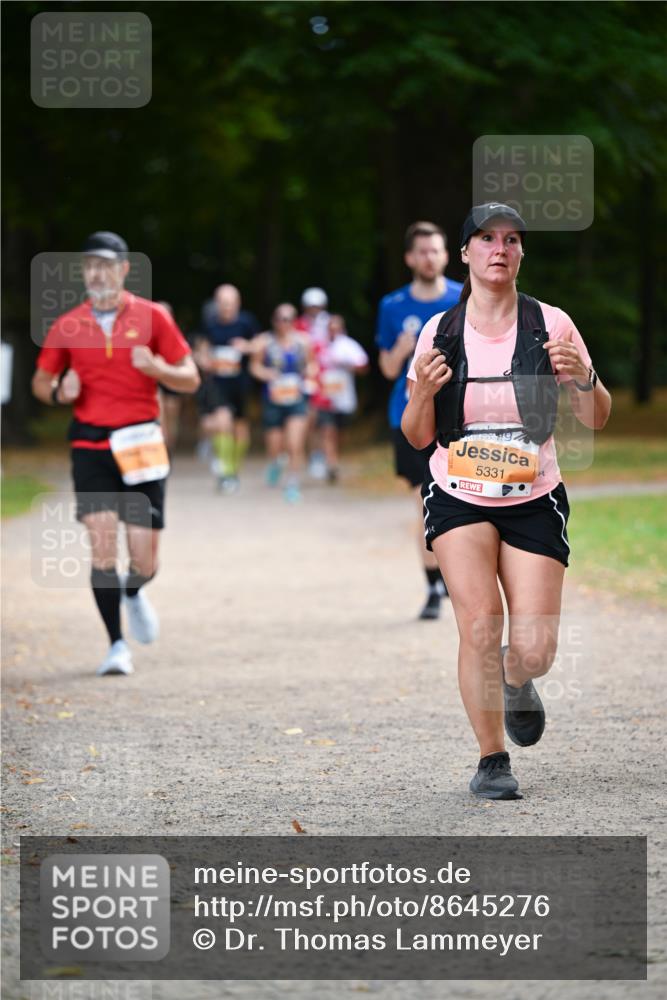 31.08.2025 - 21. Blankeneser Heldenlauf Dr. Thomas Lammeyer http://msf.ph/oto/8645276 31.08.2025 11:15:32 Laufen 5331 meine-sportfotos.de