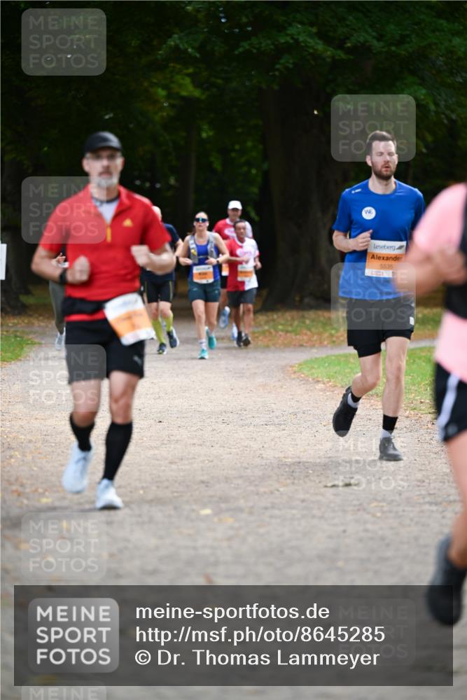 31.08.2025 - 21. Blankeneser Heldenlauf Dr. Thomas Lammeyer http://msf.ph/oto/8645285 31.08.2025 11:15:33 Laufen 5535 meine-sportfotos.de