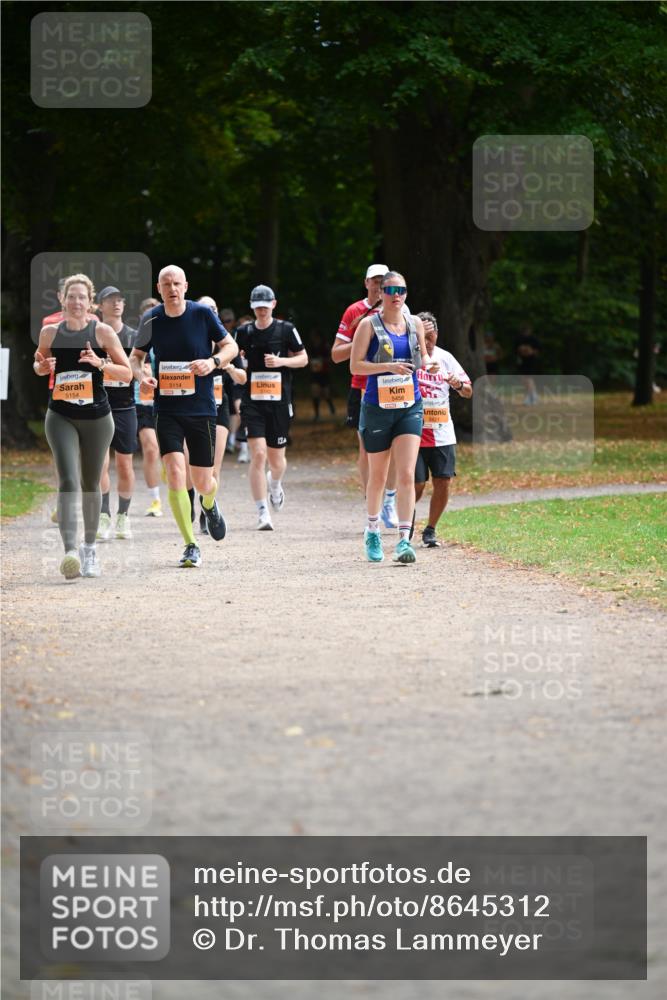 31.08.2025 - 21. Blankeneser Heldenlauf Dr. Thomas Lammeyer http://msf.ph/oto/8645312 31.08.2025 11:15:37 Laufen 5114, 5154, 5458 meine-sportfotos.de