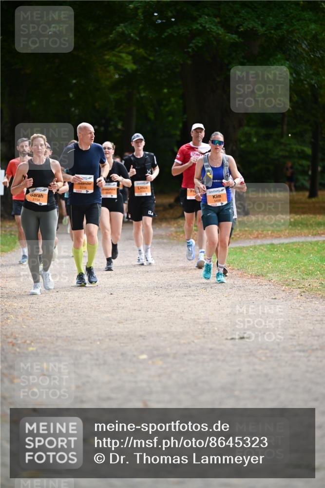 31.08.2025 - 21. Blankeneser Heldenlauf Dr. Thomas Lammeyer http://msf.ph/oto/8645323 31.08.2025 11:15:38 Laufen 5154, 5114, 4, 5645, 134, 5458 meine-sportfotos.de