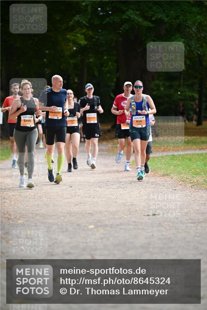 31.08.2025 - 21. Blankeneser Heldenlauf Dr. Thomas Lammeyer http://msf.ph/oto/8645324 31.08.2025 11:15:38 Laufen 5154, 5114, 5645, 5458 meine-sportfotos.de