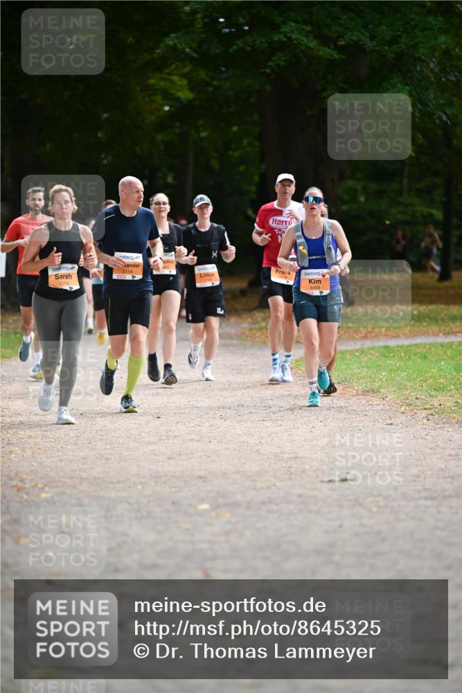 31.08.2025 - 21. Blankeneser Heldenlauf Dr. Thomas Lammeyer http://msf.ph/oto/8645325 31.08.2025 11:15:38 Laufen 5154, 5114, 13, 5458 meine-sportfotos.de