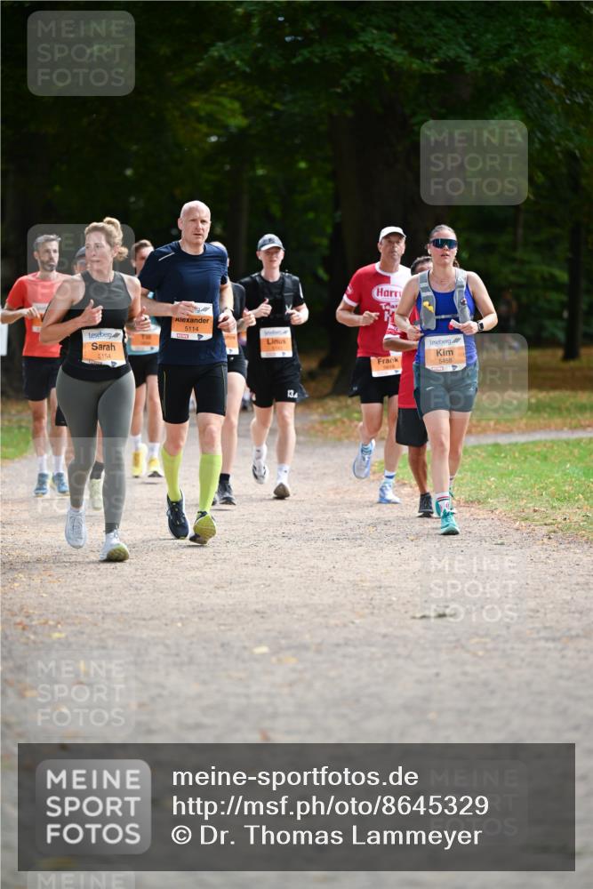 31.08.2025 - 21. Blankeneser Heldenlauf Dr. Thomas Lammeyer http://msf.ph/oto/8645329 31.08.2025 11:15:39 Laufen 5114, 5154, 13, 5458 meine-sportfotos.de