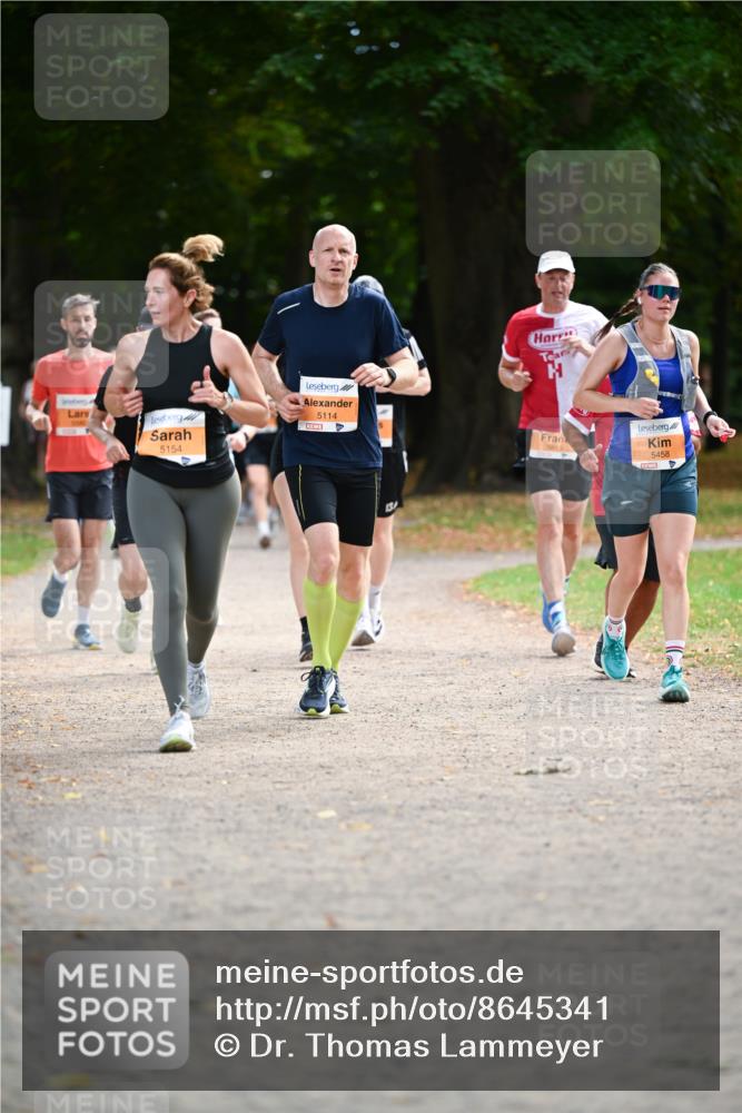 31.08.2025 - 21. Blankeneser Heldenlauf Dr. Thomas Lammeyer http://msf.ph/oto/8645341 31.08.2025 11:15:40 Laufen 5154, 5114, 5619, 5458 meine-sportfotos.de