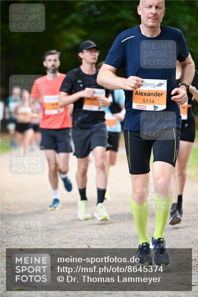 31.08.2025 - 21. Blankeneser Heldenlauf Dr. Thomas Lammeyer http://msf.ph/oto/8645374 31.08.2025 11:15:43 Laufen 5114 meine-sportfotos.de