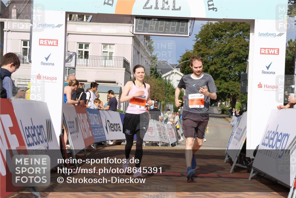 31.08.2025 - 21. Blankeneser Heldenlauf Strokosch-Dieckow http://msf.ph/oto/8645391 31.08.2025 09:57:16 Ziel 1109, 1105 meine-sportfotos.de