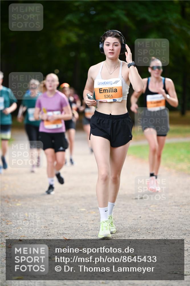 31.08.2025 - 21. Blankeneser Heldenlauf Dr. Thomas Lammeyer http://msf.ph/oto/8645433 31.08.2025 11:15:50 Laufen 5361 meine-sportfotos.de