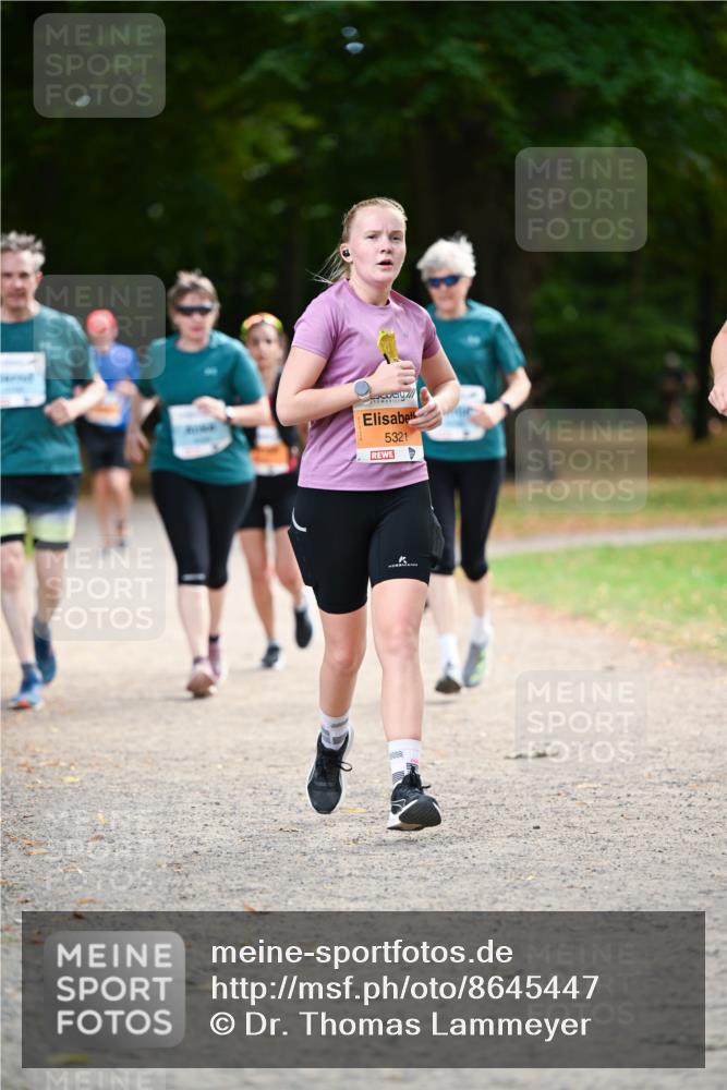 31.08.2025 - 21. Blankeneser Heldenlauf Dr. Thomas Lammeyer http://msf.ph/oto/8645447 31.08.2025 11:15:51 Laufen 5321 meine-sportfotos.de