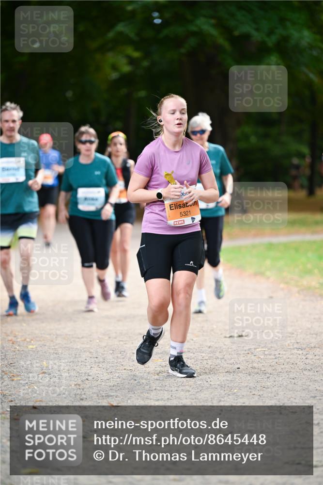 31.08.2025 - 21. Blankeneser Heldenlauf Dr. Thomas Lammeyer http://msf.ph/oto/8645448 31.08.2025 11:15:51 Laufen 5321 meine-sportfotos.de