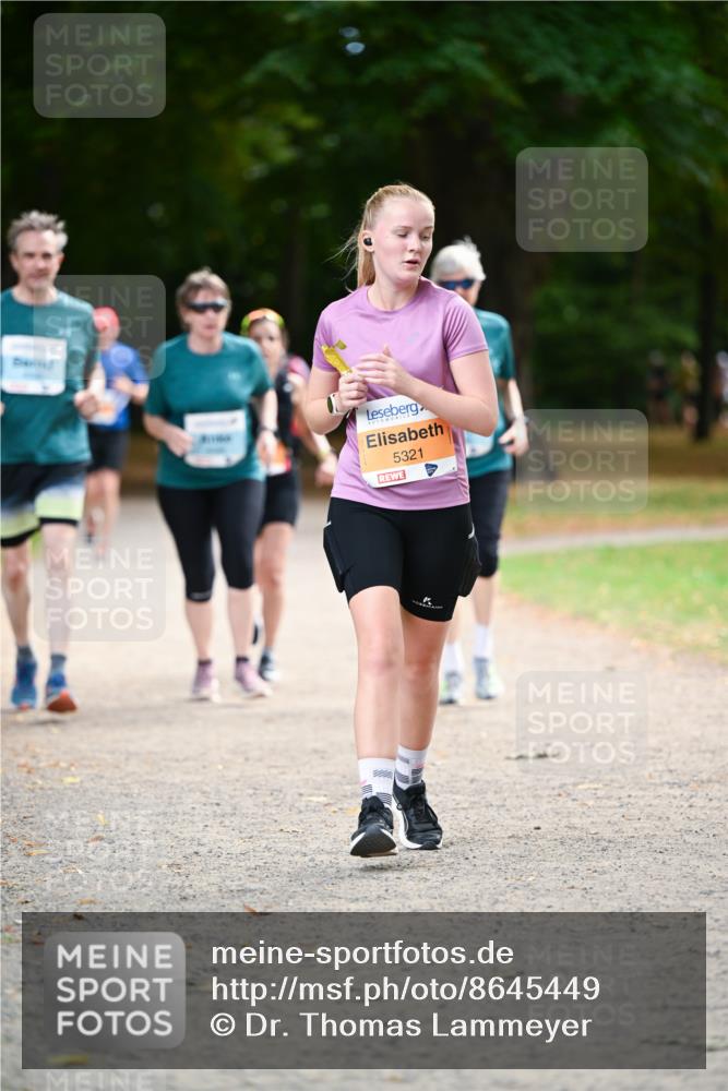 31.08.2025 - 21. Blankeneser Heldenlauf Dr. Thomas Lammeyer http://msf.ph/oto/8645449 31.08.2025 11:15:51 Laufen 5321 meine-sportfotos.de