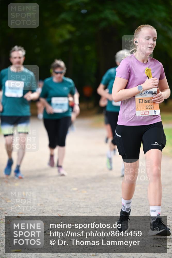 31.08.2025 - 21. Blankeneser Heldenlauf Dr. Thomas Lammeyer http://msf.ph/oto/8645459 31.08.2025 11:15:52 Laufen 5321 meine-sportfotos.de