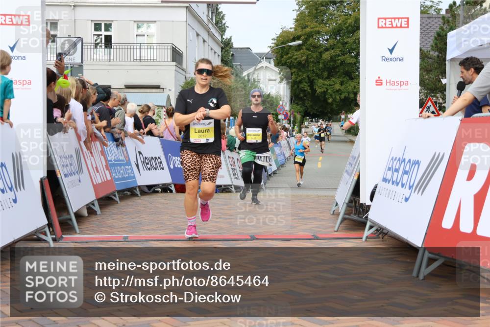 31.08.2025 - 21. Blankeneser Heldenlauf Strokosch-Dieckow http://msf.ph/oto/8645464 31.08.2025 10:22:35 Ziel 2702, 2722, 2612, 2017, 2476, 2412 meine-sportfotos.de