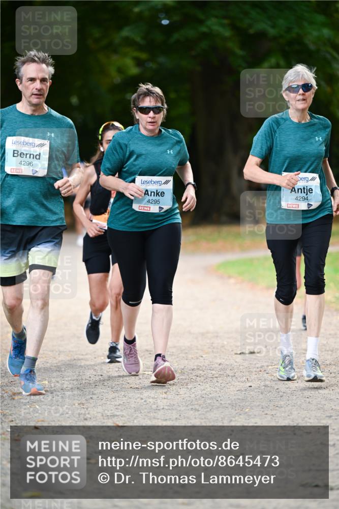 31.08.2025 - 21. Blankeneser Heldenlauf Dr. Thomas Lammeyer http://msf.ph/oto/8645473 31.08.2025 11:15:54 Laufen 4296, 4295, 4294 meine-sportfotos.de