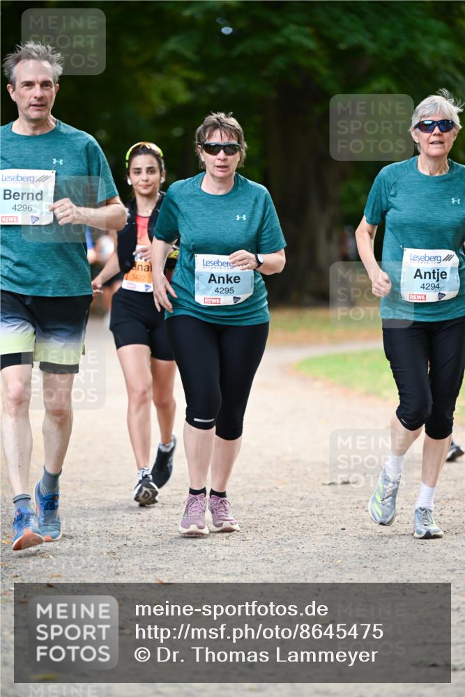 31.08.2025 - 21. Blankeneser Heldenlauf Dr. Thomas Lammeyer http://msf.ph/oto/8645475 31.08.2025 11:15:54 Laufen 4296, 5422, 4295, 4294 meine-sportfotos.de