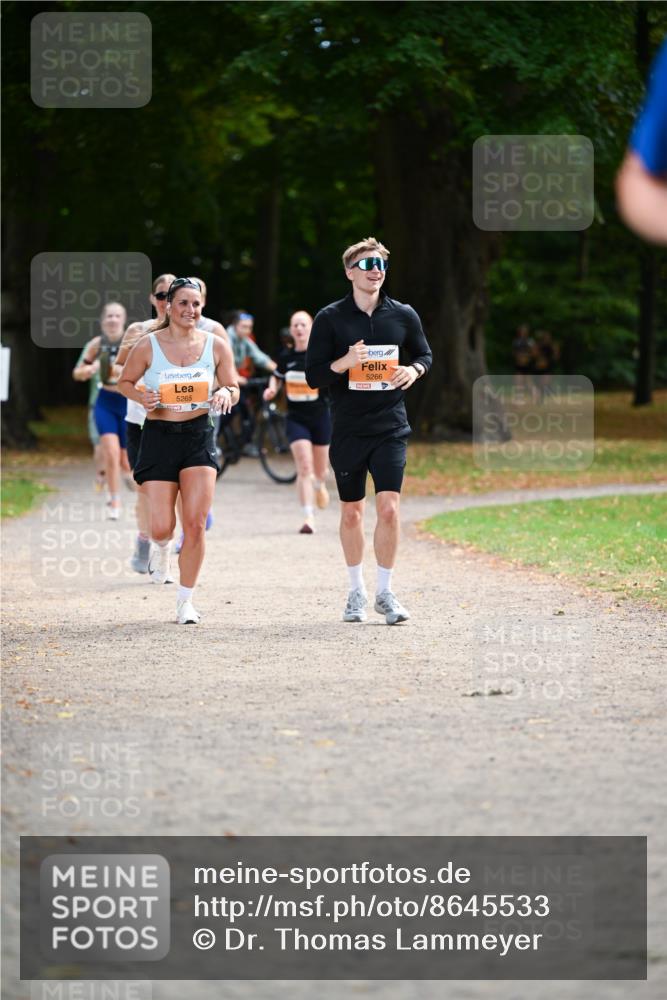 31.08.2025 - 21. Blankeneser Heldenlauf Dr. Thomas Lammeyer http://msf.ph/oto/8645533 31.08.2025 11:16:01 Laufen 5265, 5266 meine-sportfotos.de