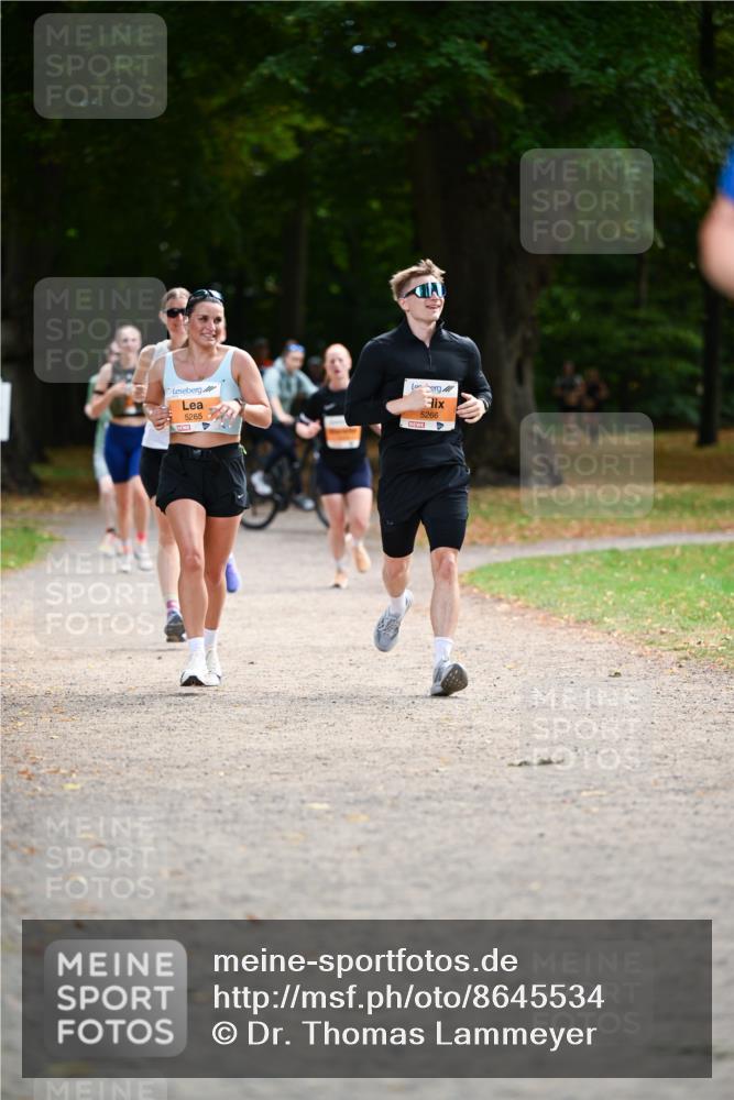 31.08.2025 - 21. Blankeneser Heldenlauf Dr. Thomas Lammeyer http://msf.ph/oto/8645534 31.08.2025 11:16:01 Laufen 5265, 5266 meine-sportfotos.de