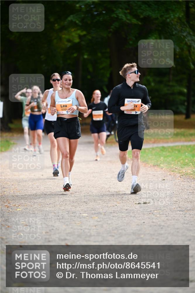 31.08.2025 - 21. Blankeneser Heldenlauf Dr. Thomas Lammeyer http://msf.ph/oto/8645541 31.08.2025 11:16:02 Laufen 5265, 266 meine-sportfotos.de