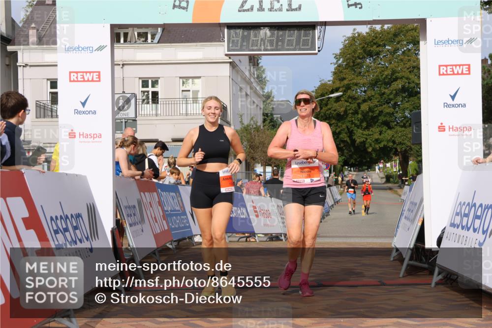 31.08.2025 - 21. Blankeneser Heldenlauf Strokosch-Dieckow http://msf.ph/oto/8645555 31.08.2025 09:56:53 Ziel 1178, 1036 meine-sportfotos.de