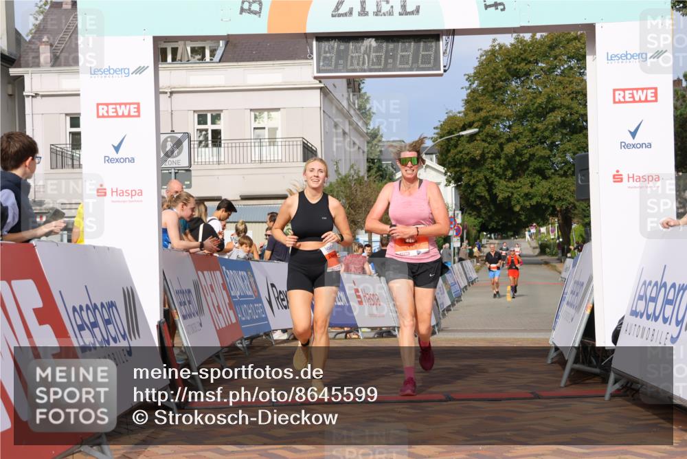 31.08.2025 - 21. Blankeneser Heldenlauf Strokosch-Dieckow http://msf.ph/oto/8645599 31.08.2025 09:56:53 Ziel 1178, 1036 meine-sportfotos.de