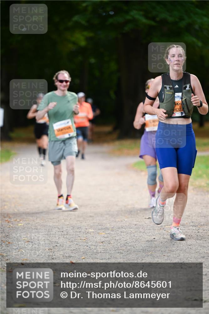 31.08.2025 - 21. Blankeneser Heldenlauf Dr. Thomas Lammeyer http://msf.ph/oto/8645601 31.08.2025 11:16:08 Laufen 6432 meine-sportfotos.de