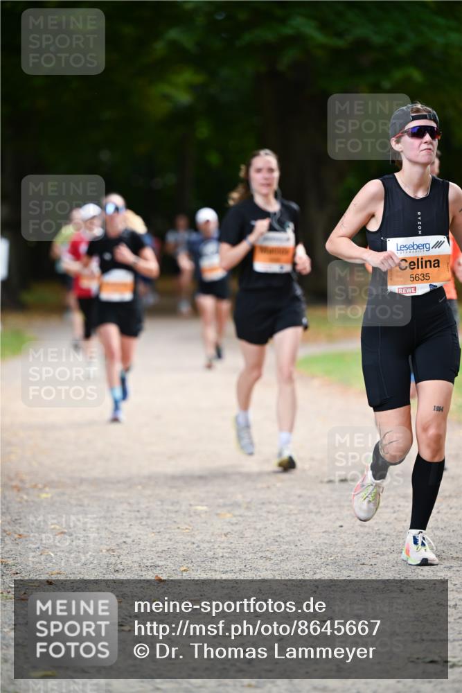 31.08.2025 - 21. Blankeneser Heldenlauf Dr. Thomas Lammeyer http://msf.ph/oto/8645667 31.08.2025 11:16:15 Laufen 5635, 1964 meine-sportfotos.de