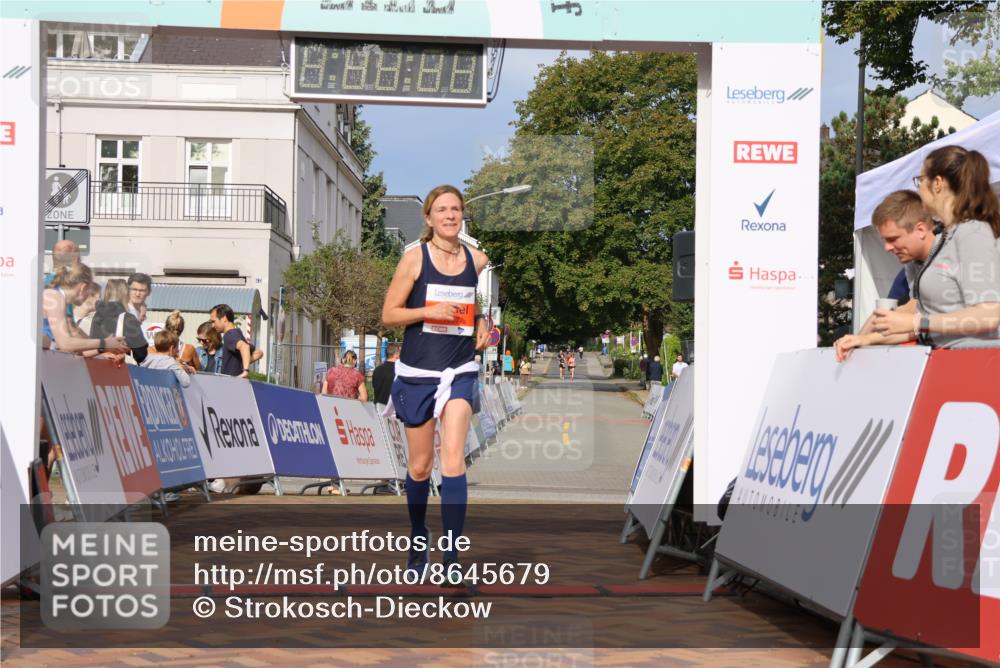 31.08.2025 - 21. Blankeneser Heldenlauf Strokosch-Dieckow http://msf.ph/oto/8645679 31.08.2025 09:56:08 Ziel 1097 meine-sportfotos.de