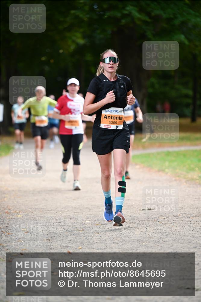 31.08.2025 - 21. Blankeneser Heldenlauf Dr. Thomas Lammeyer http://msf.ph/oto/8645695 31.08.2025 11:16:18 Laufen 5295 meine-sportfotos.de