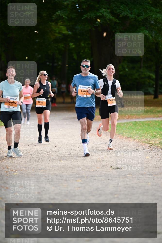 31.08.2025 - 21. Blankeneser Heldenlauf Dr. Thomas Lammeyer http://msf.ph/oto/8645751 31.08.2025 11:16:25 Laufen 5286, 5302, 5240, 535 meine-sportfotos.de