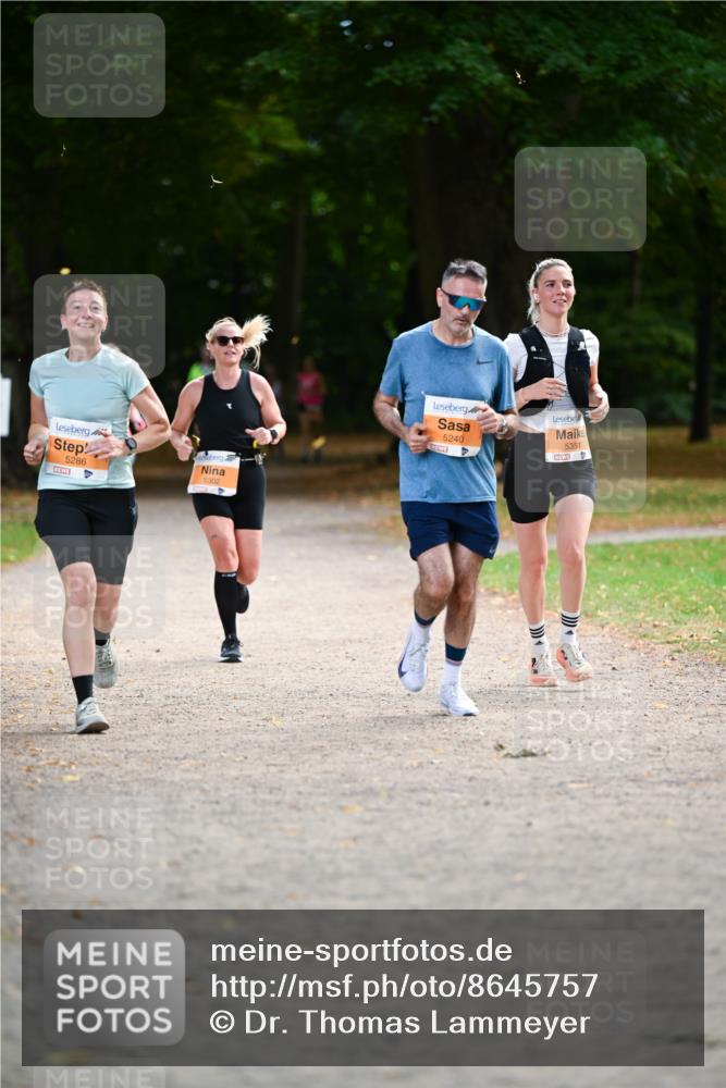 31.08.2025 - 21. Blankeneser Heldenlauf Dr. Thomas Lammeyer http://msf.ph/oto/8645757 31.08.2025 11:16:26 Laufen 5286, 5302, 5240, 5351 meine-sportfotos.de
