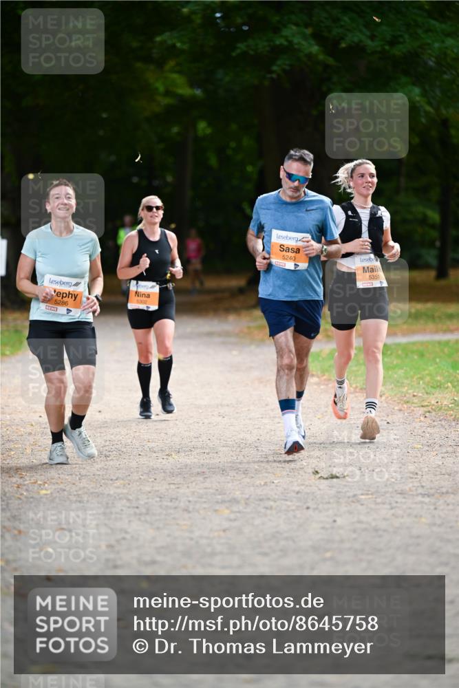 31.08.2025 - 21. Blankeneser Heldenlauf Dr. Thomas Lammeyer http://msf.ph/oto/8645758 31.08.2025 11:16:26 Laufen 5286, 5302, 5240, 5351 meine-sportfotos.de