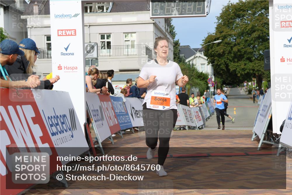 31.08.2025 - 21. Blankeneser Heldenlauf Strokosch-Dieckow http://msf.ph/oto/8645760 31.08.2025 09:54:50 Ziel 1156, 1020 meine-sportfotos.de