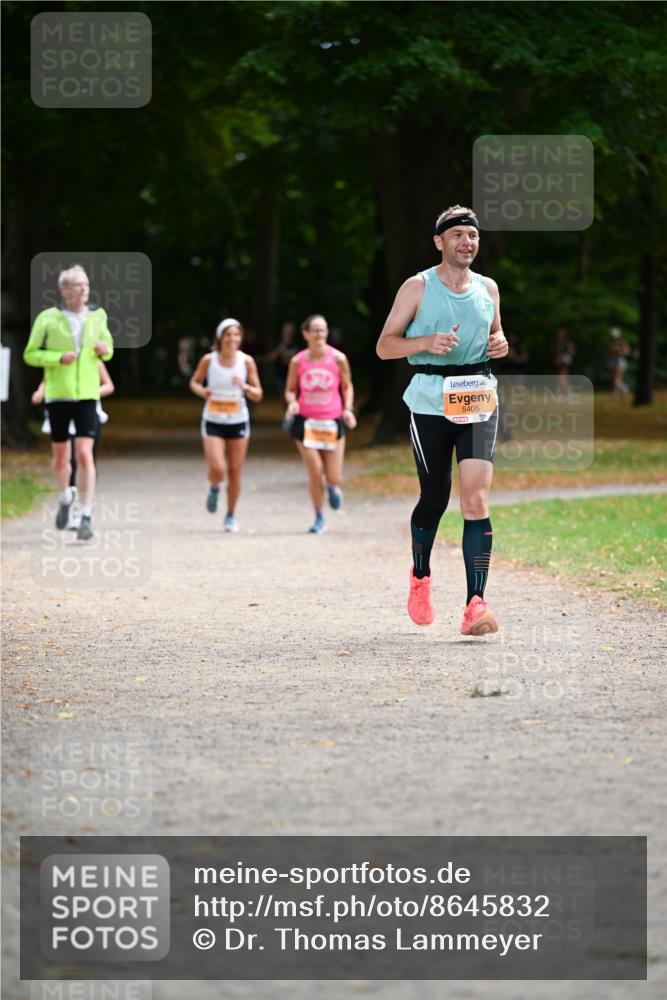 31.08.2025 - 21. Blankeneser Heldenlauf Dr. Thomas Lammeyer http://msf.ph/oto/8645832 31.08.2025 11:16:40 Laufen 61, 5405 meine-sportfotos.de