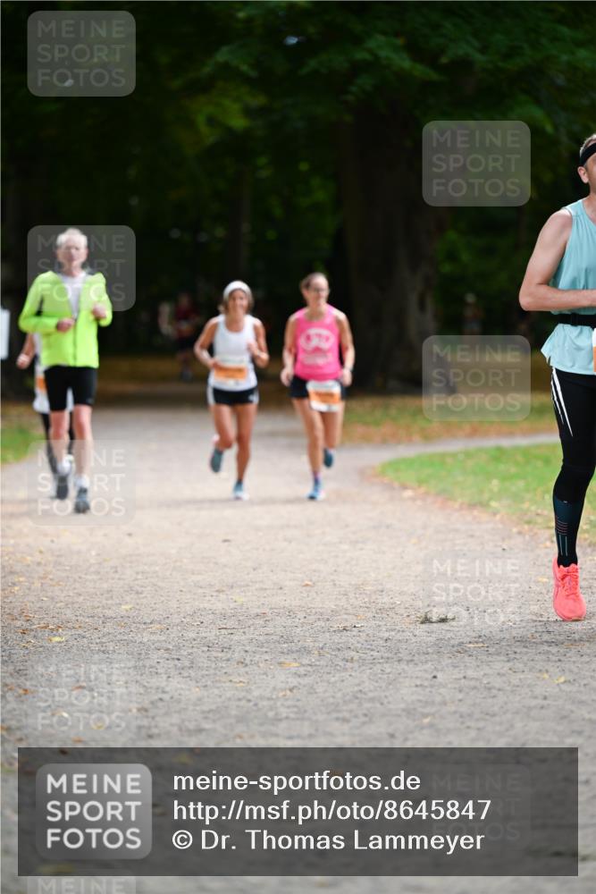 31.08.2025 - 21. Blankeneser Heldenlauf Dr. Thomas Lammeyer http://msf.ph/oto/8645847 31.08.2025 11:16:42 Laufen 61 meine-sportfotos.de