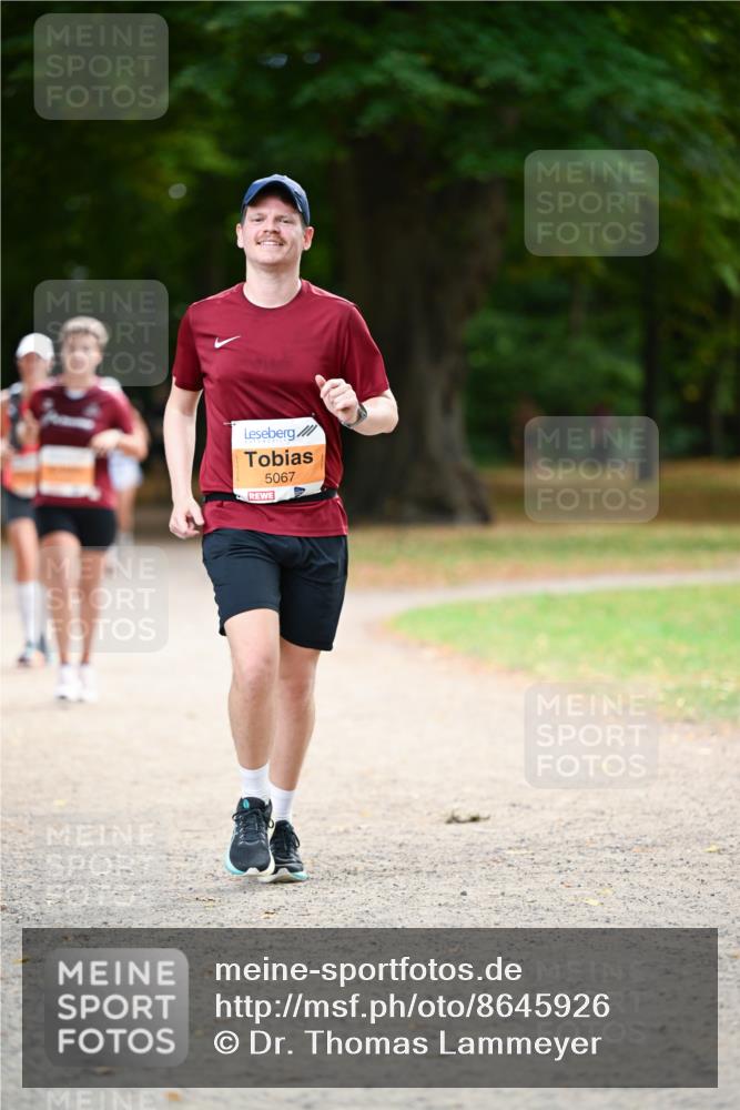 31.08.2025 - 21. Blankeneser Heldenlauf Dr. Thomas Lammeyer http://msf.ph/oto/8645926 31.08.2025 11:17:01 Laufen 5067 meine-sportfotos.de