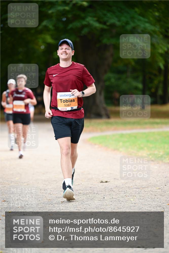 31.08.2025 - 21. Blankeneser Heldenlauf Dr. Thomas Lammeyer http://msf.ph/oto/8645927 31.08.2025 11:17:01 Laufen 5067 meine-sportfotos.de