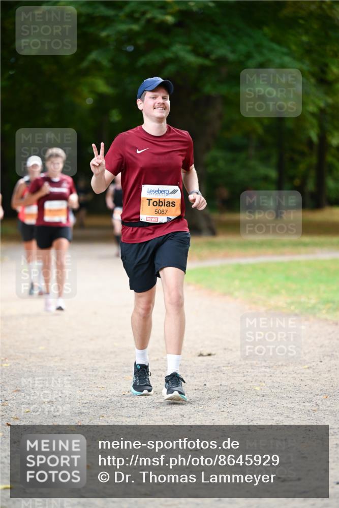 31.08.2025 - 21. Blankeneser Heldenlauf Dr. Thomas Lammeyer http://msf.ph/oto/8645929 31.08.2025 11:17:01 Laufen 5067 meine-sportfotos.de