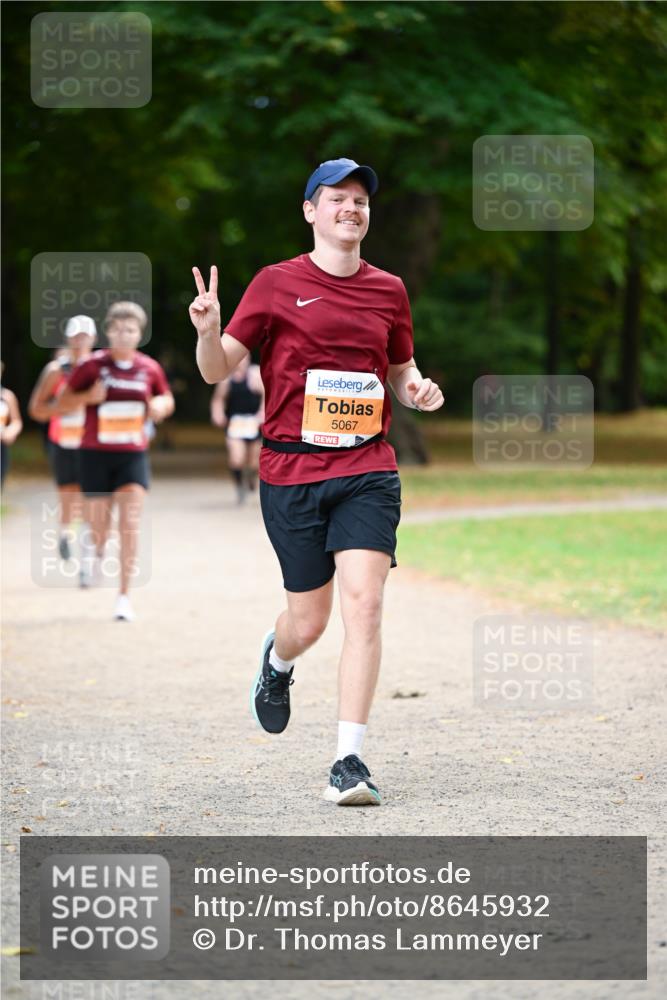 31.08.2025 - 21. Blankeneser Heldenlauf Dr. Thomas Lammeyer http://msf.ph/oto/8645932 31.08.2025 11:17:01 Laufen 5067 meine-sportfotos.de