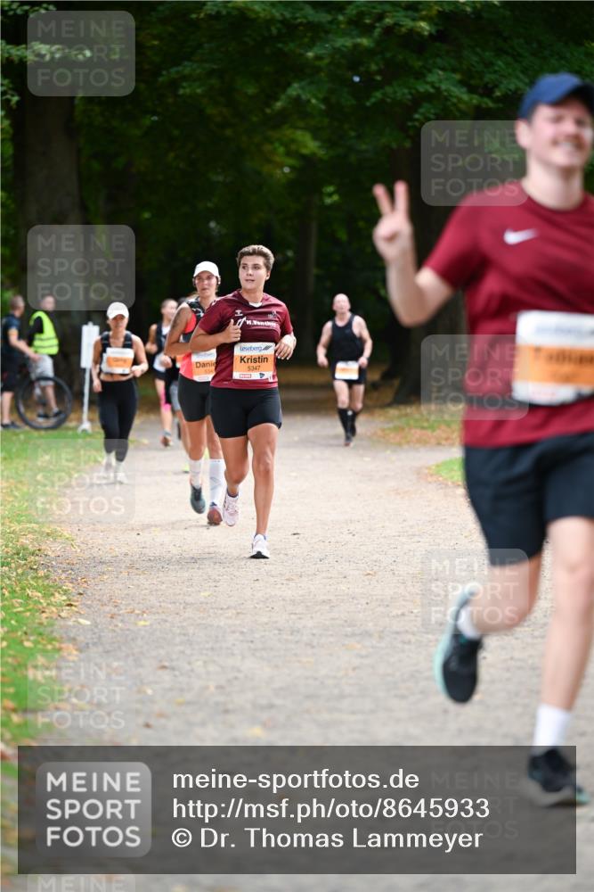 31.08.2025 - 21. Blankeneser Heldenlauf Dr. Thomas Lammeyer http://msf.ph/oto/8645933 31.08.2025 11:17:02 Laufen 534, 5347 meine-sportfotos.de