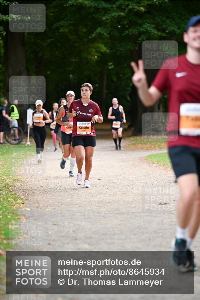 31.08.2025 - 21. Blankeneser Heldenlauf Dr. Thomas Lammeyer http://msf.ph/oto/8645934 31.08.2025 11:17:02 Laufen 5347 meine-sportfotos.de