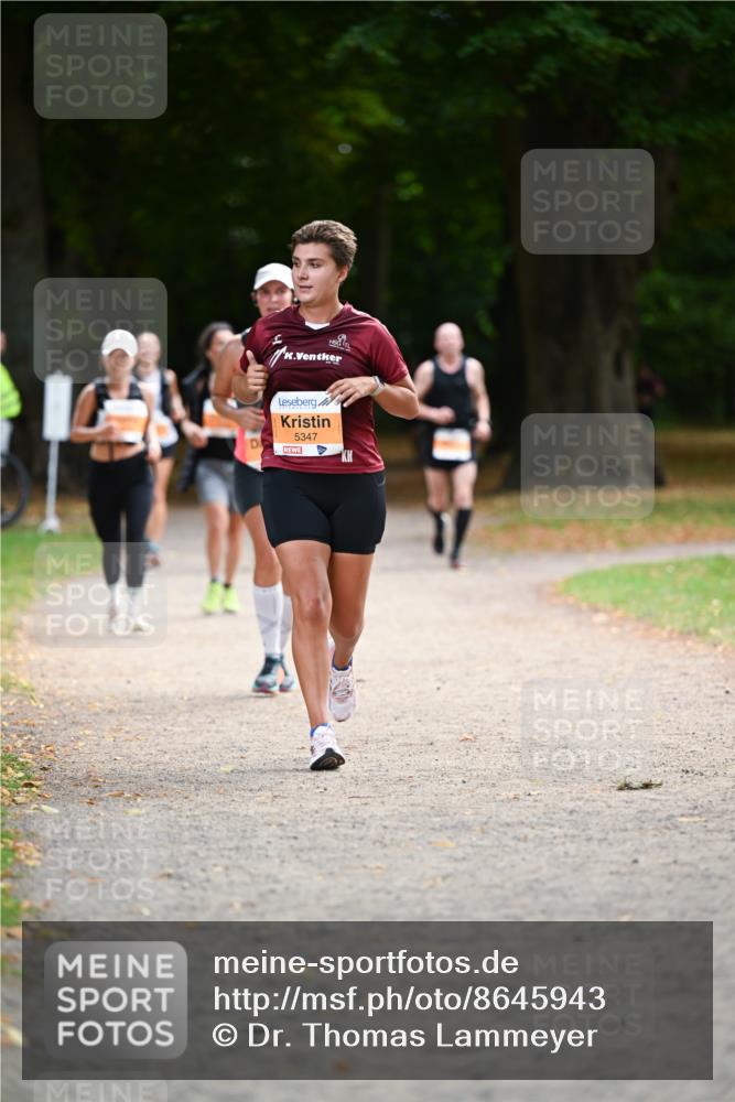 31.08.2025 - 21. Blankeneser Heldenlauf Dr. Thomas Lammeyer http://msf.ph/oto/8645943 31.08.2025 11:17:03 Laufen 5347 meine-sportfotos.de