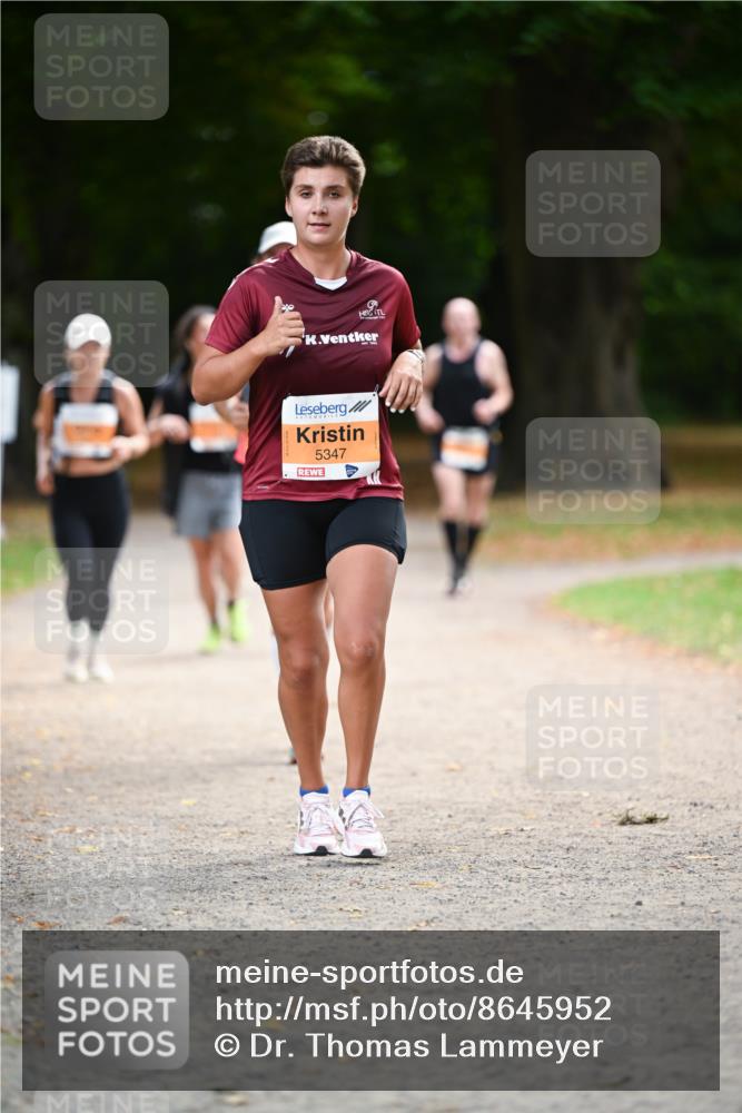 31.08.2025 - 21. Blankeneser Heldenlauf Dr. Thomas Lammeyer http://msf.ph/oto/8645952 31.08.2025 11:17:04 Laufen 5347 meine-sportfotos.de