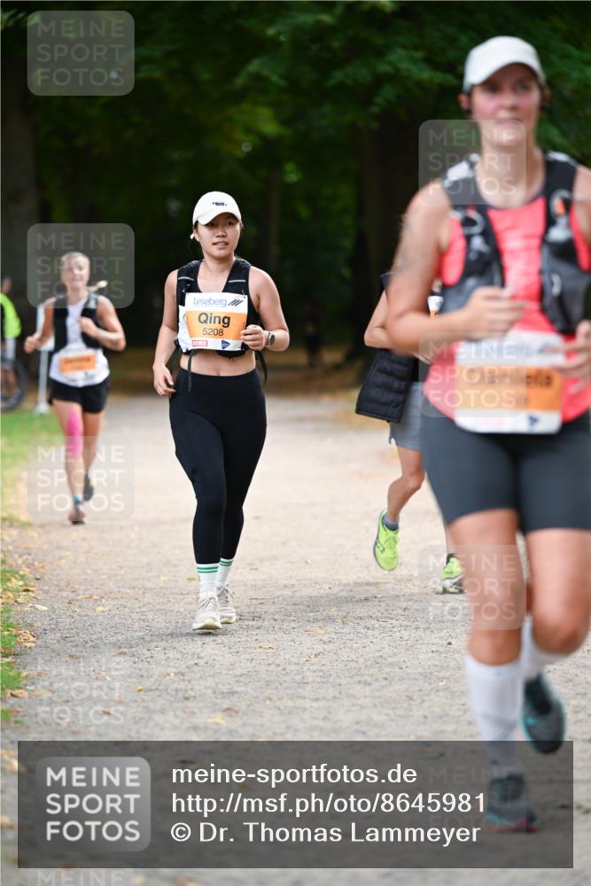31.08.2025 - 21. Blankeneser Heldenlauf Dr. Thomas Lammeyer http://msf.ph/oto/8645981 31.08.2025 11:17:08 Laufen 5208 meine-sportfotos.de